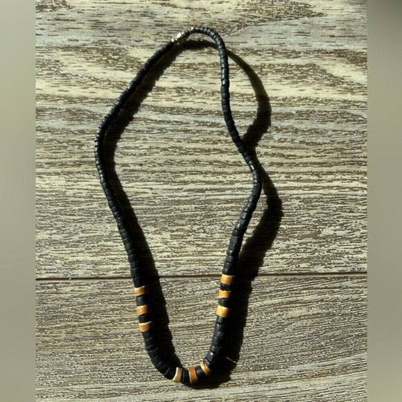 Vintage Black and Tan Wooden Beads Necklace - Picture 2 of 3